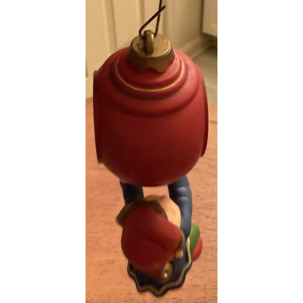 Vintage 1980 Avon Elf with‎ Christmas Decoration Ornament Santas Helper 4 in